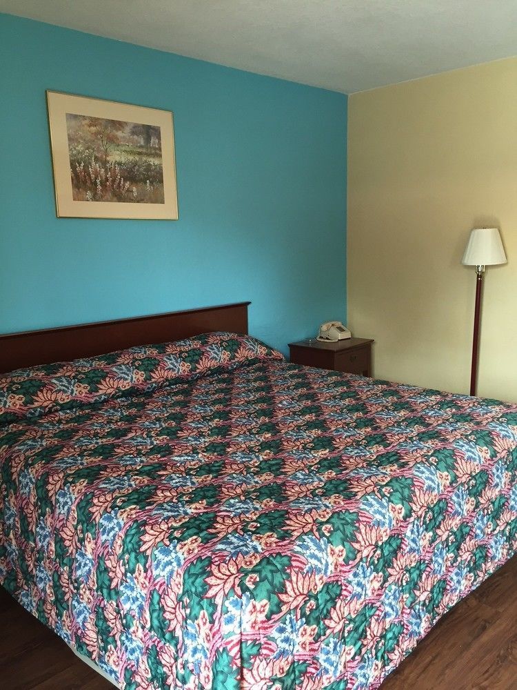 Ole English Inn Таскалуса Екстер'єр фото